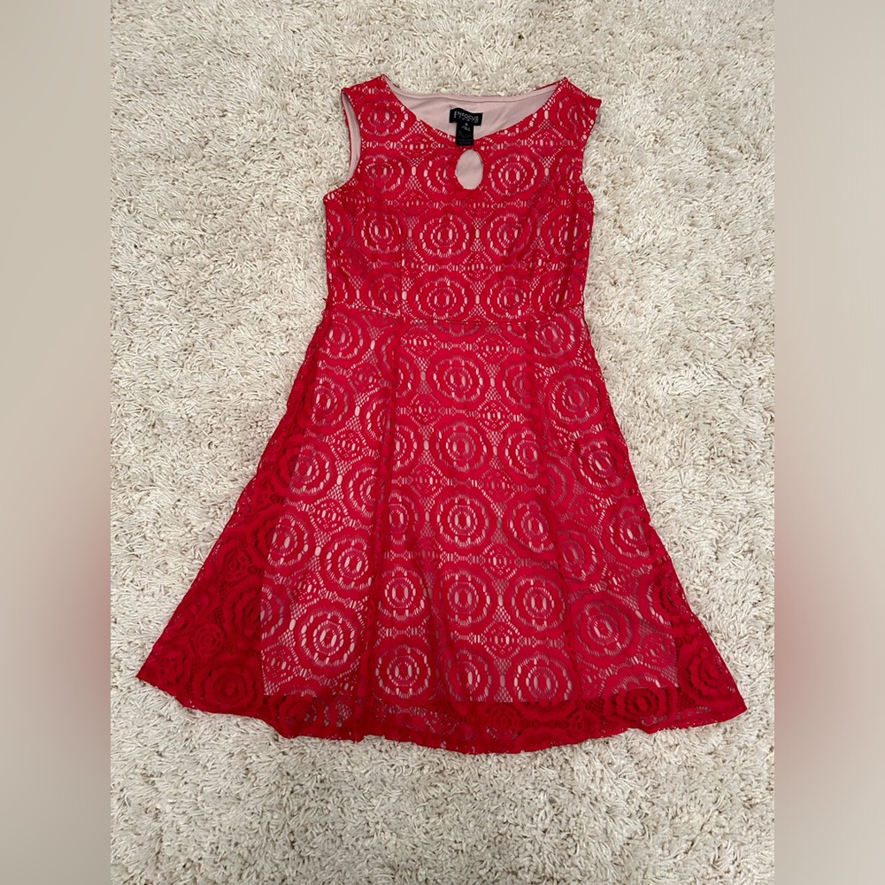 EN Focus Christmas red cocktail dress size 8 16 inches pit to pit and 35 inch L.